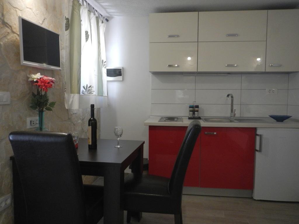 Apartments Valter Тисно Экстерьер фото